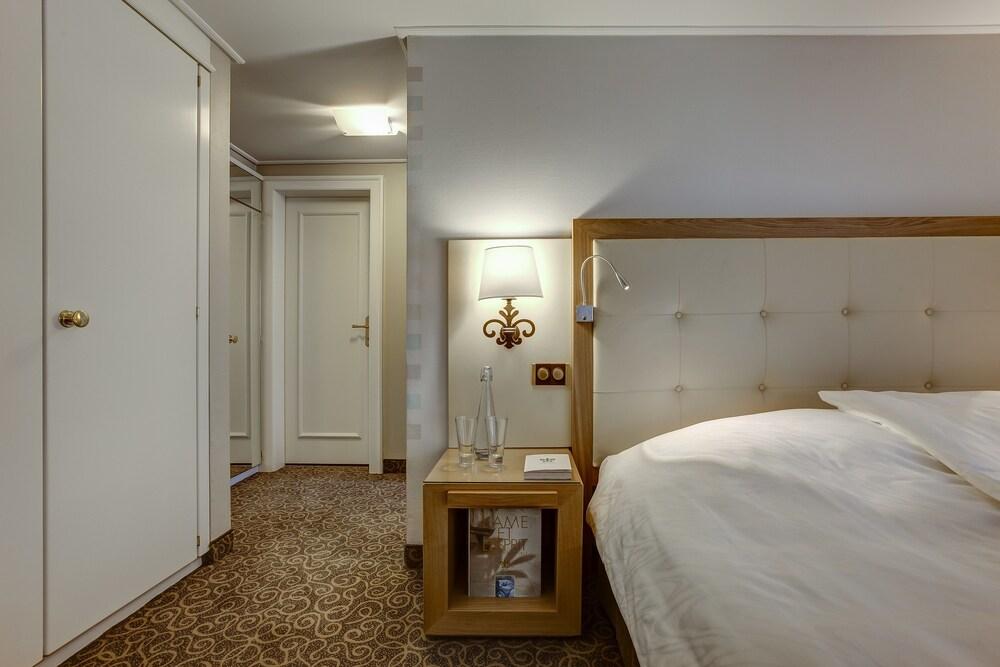Les Sources Des Alpes Hotel 4*
